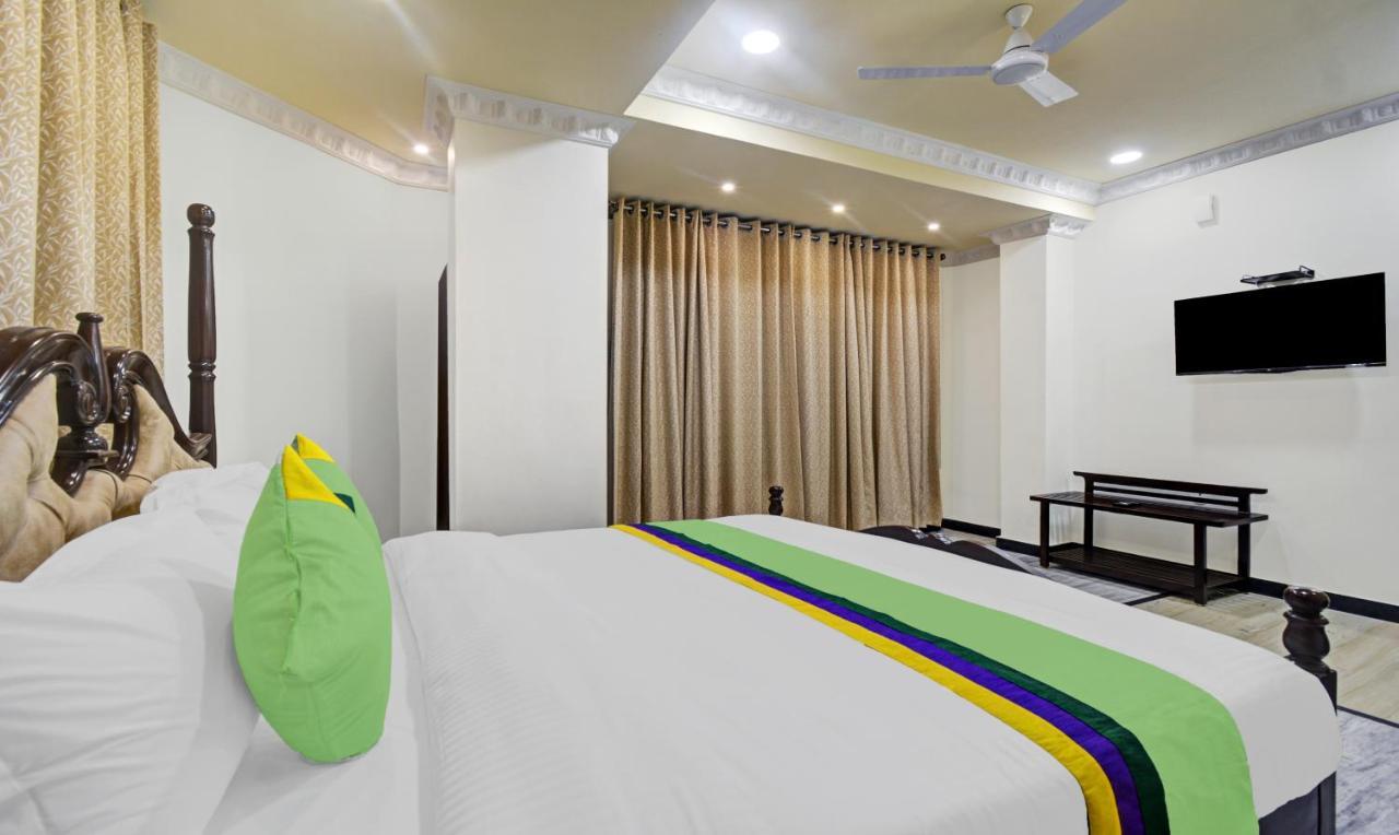 Treebo Jheel Mahal Hotel Udaipur Eksteriør billede