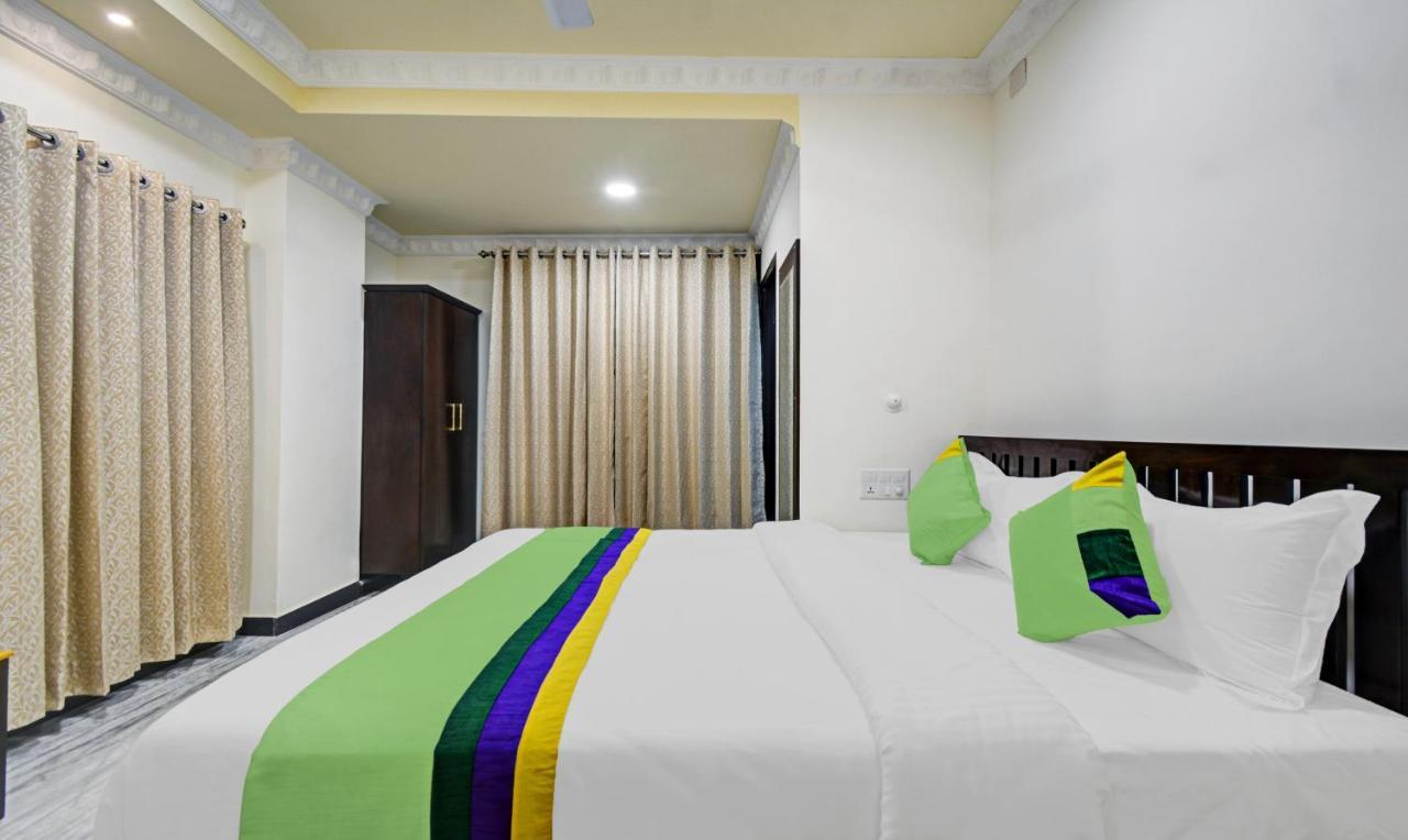 Treebo Jheel Mahal Hotel Udaipur Eksteriør billede